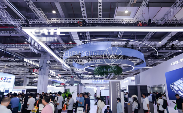 المشاركة الناجحة لـ Segret Solar في Snec Shanghai Solar Energy Expo